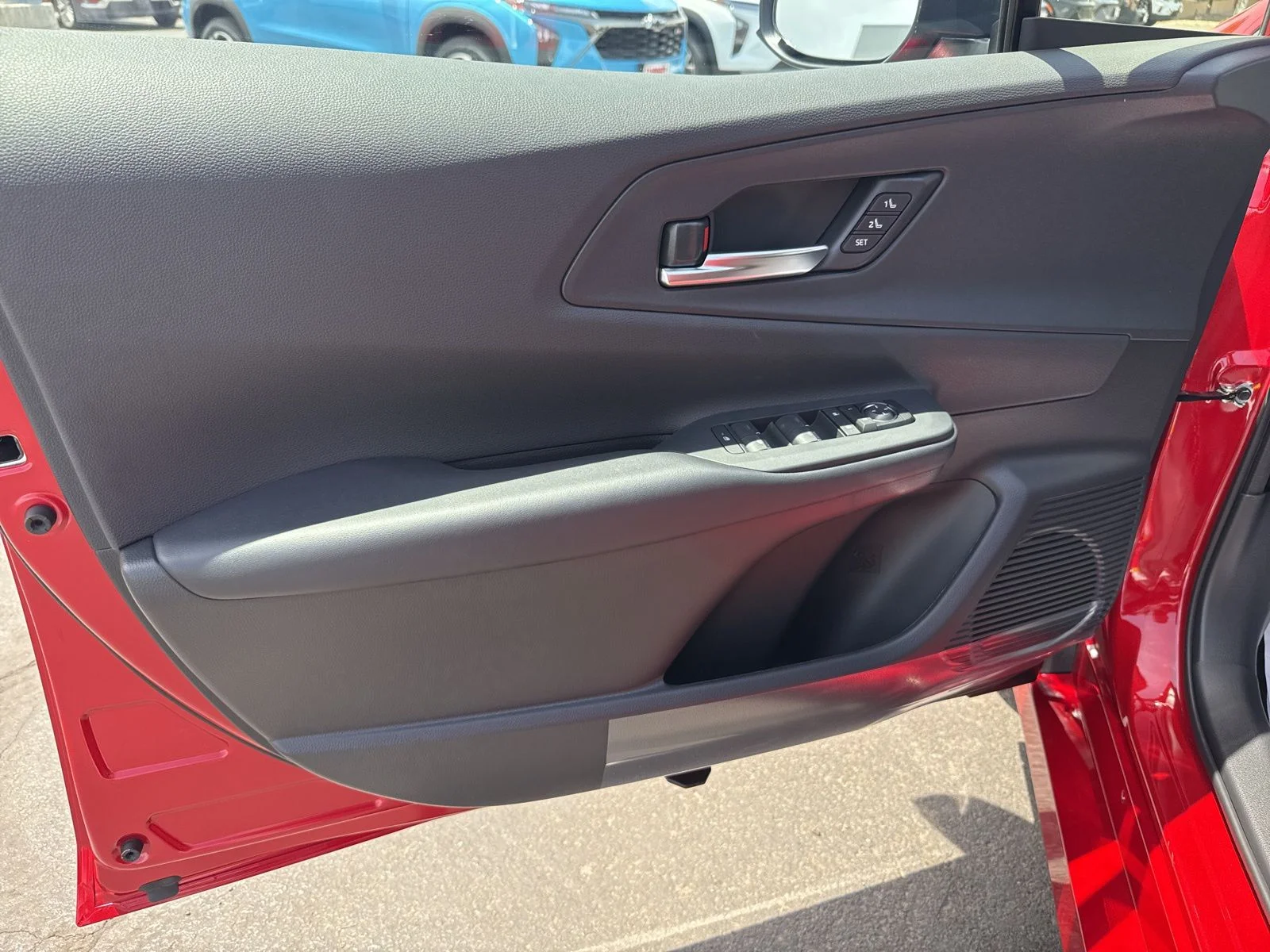2025 Toyota Prius XSE Premium - Photo 9