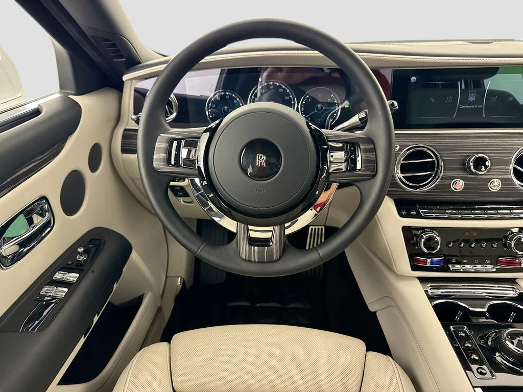 Used 2022 White Rolls-Royce  image 23