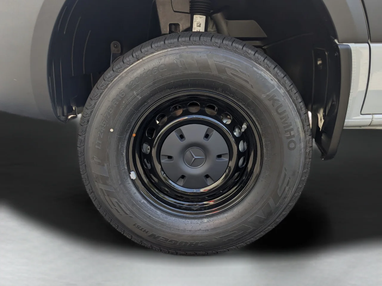 New 2026  Mercedes-Benz Crew 144 WB 4MATIC® image 10