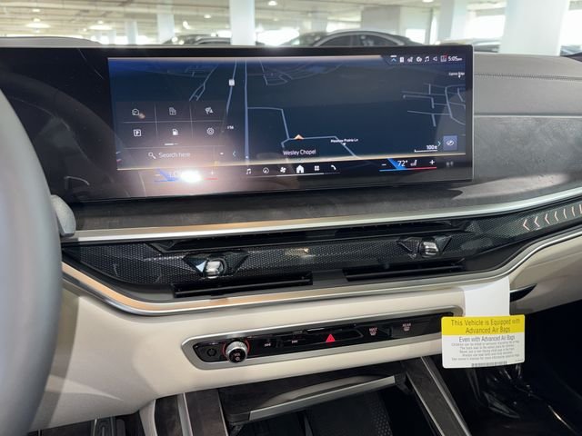 New 2027 Manhattan Green Metallic BMW xDrive40i image 18