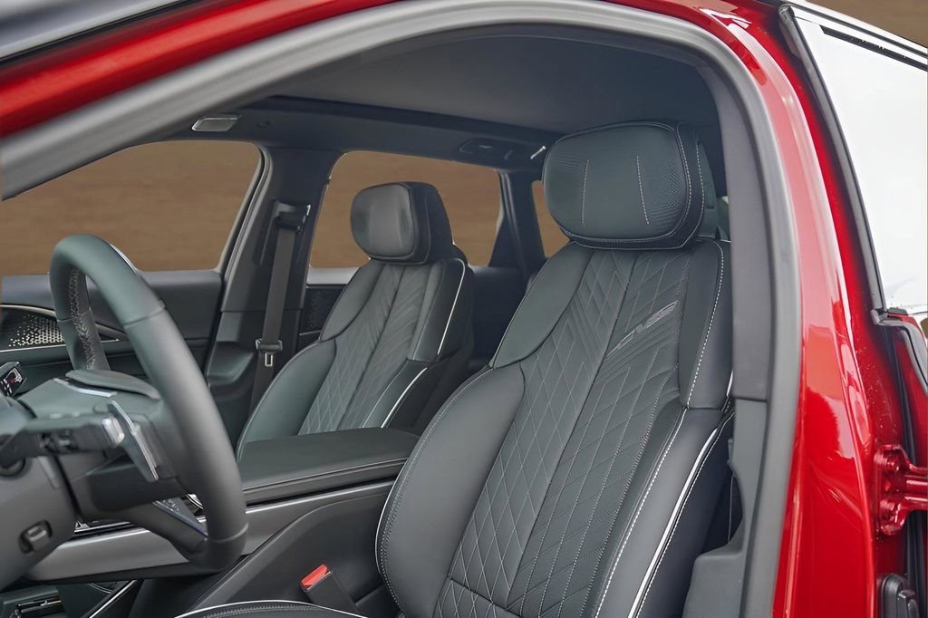 2026 Cadillac LYRIQ V Premium - Photo 22