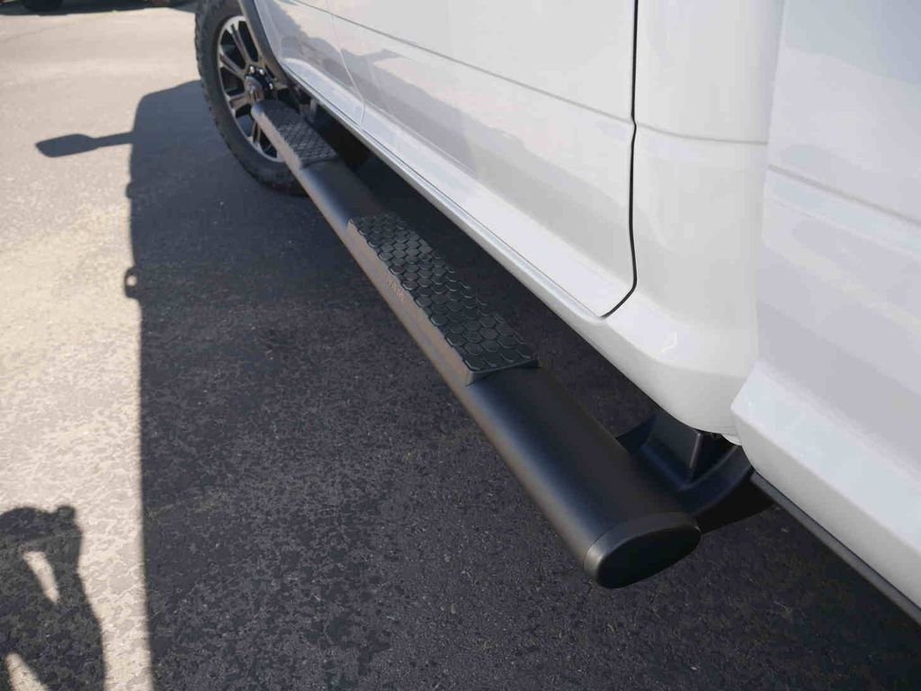 New 2026 Bright White Clear-Coat Exterior Paint RAM  image 13