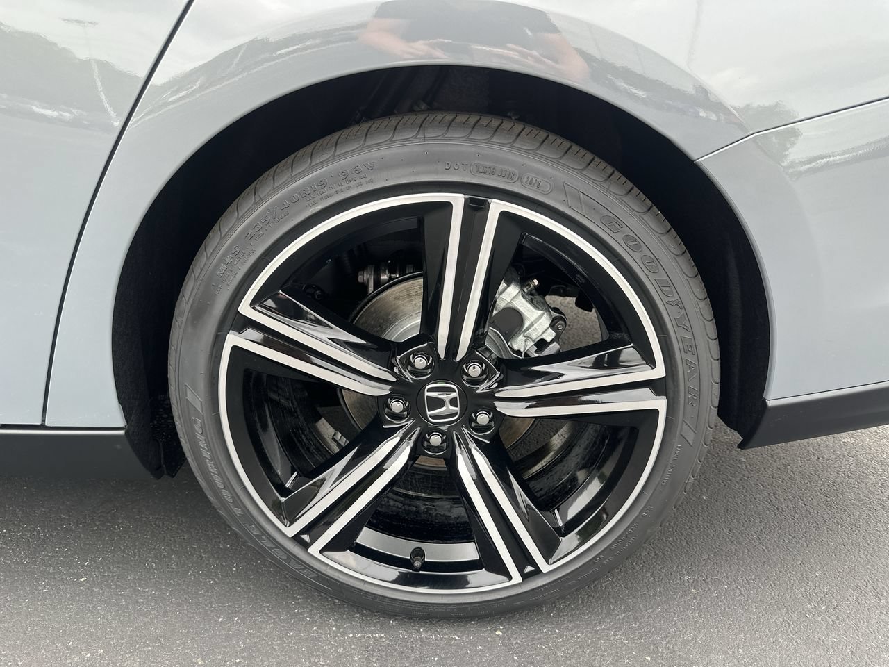 New 2026 Urban Gray Pearl Honda SE image 10
