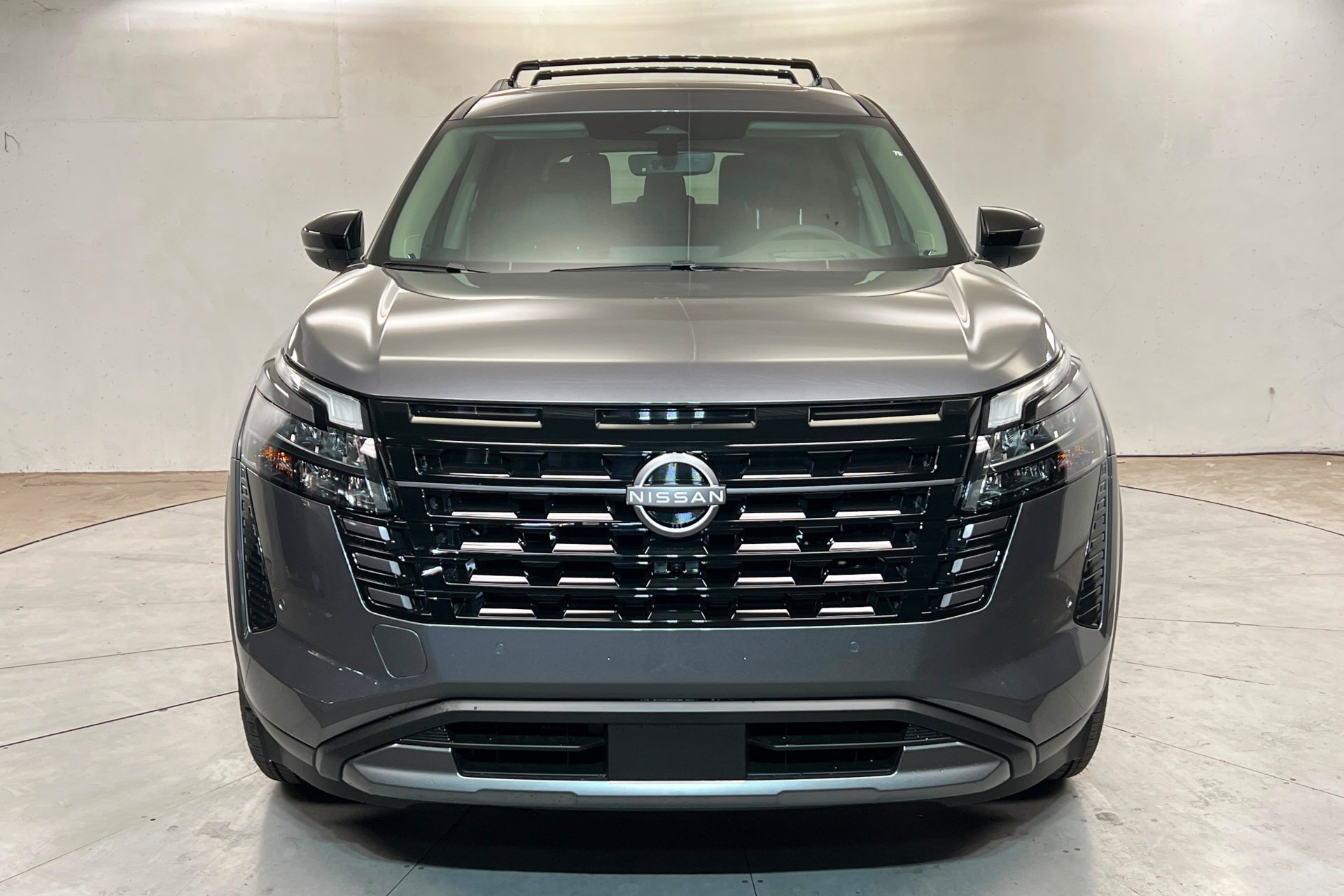 New 2026 Gun Metallic Nissan Platinum image 9