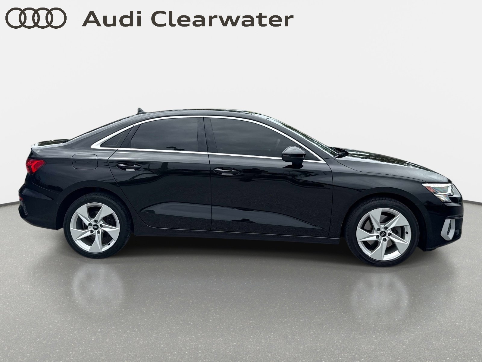 Used 2023 Mythos Black Metallic Audi Premium image 5