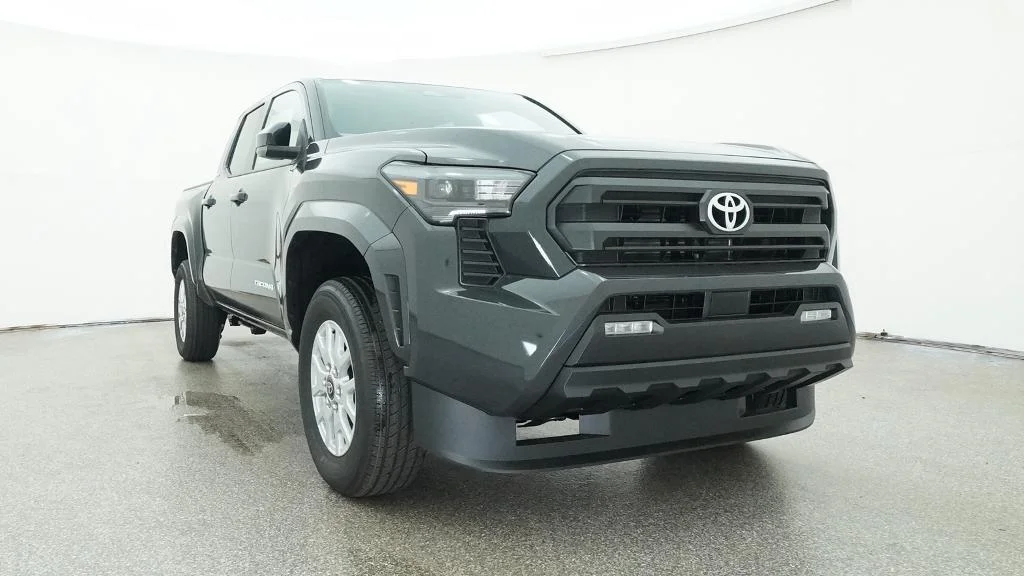 New 2026 Underground Toyota SR5 image 7