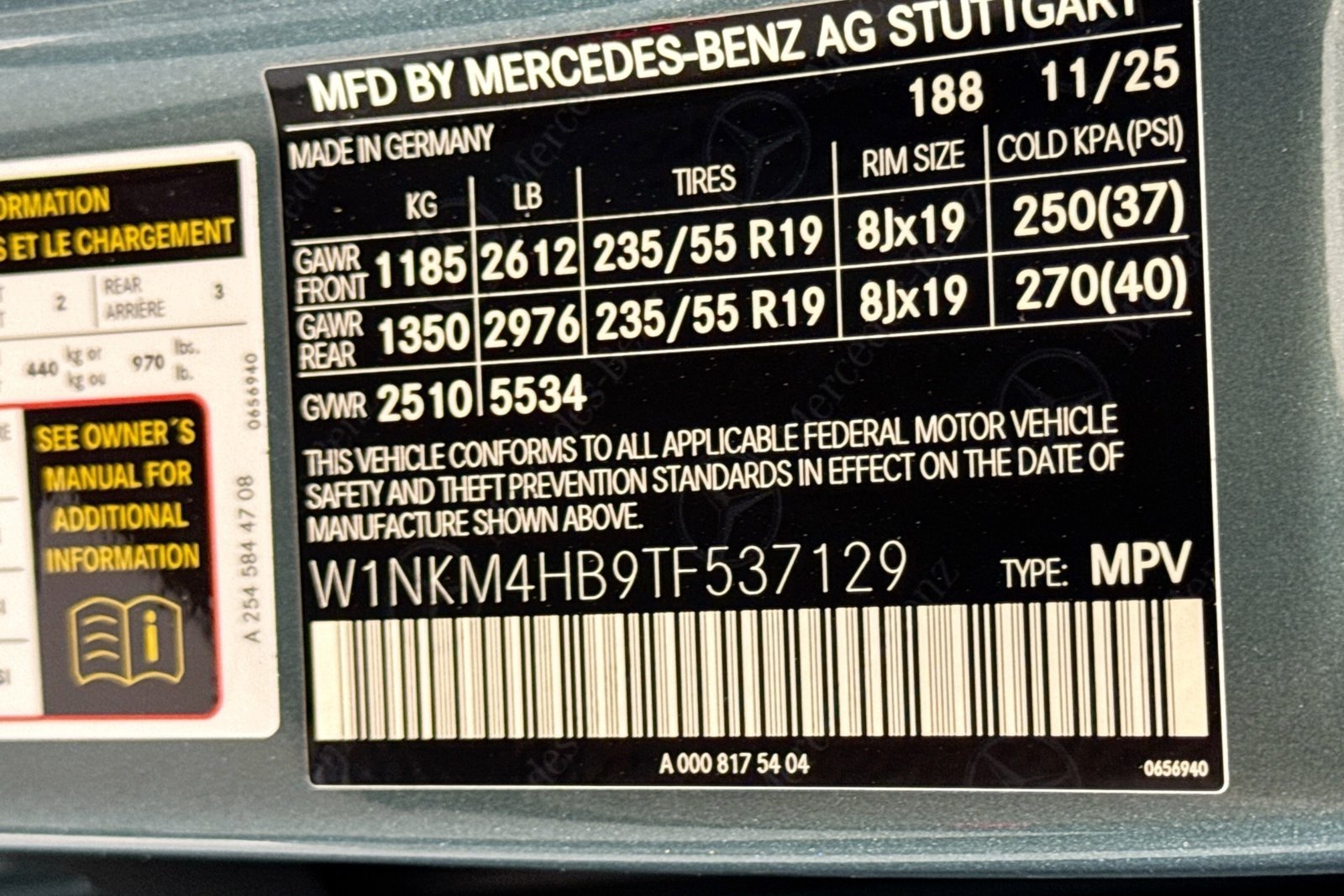 New 2026 Verde Silver Metallic Mercedes-Benz GLC 300 image 30