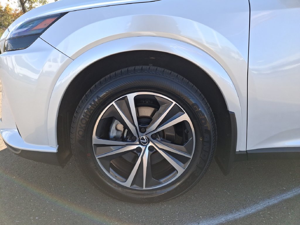 Certified Used 2024 White Lexus 350 Premium image 19