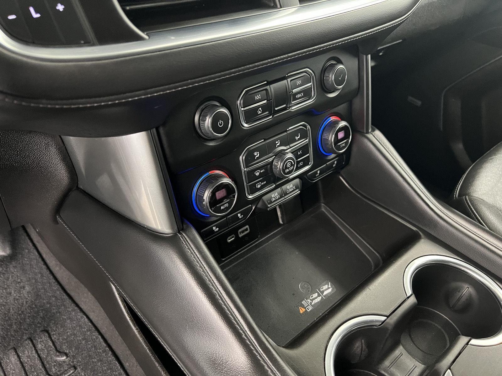 Used 2021 Summit White Chevrolet LT image 18