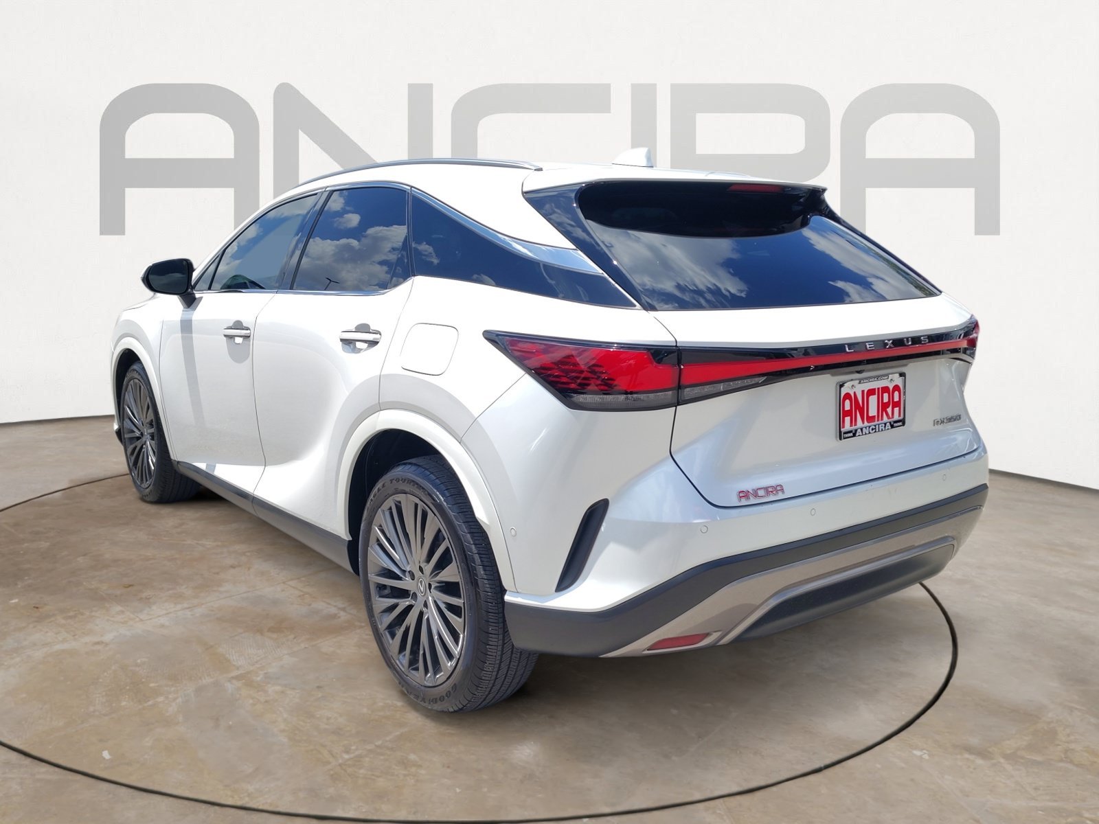 Used 2023 White Pearl Lexus 350 Luxury image 8