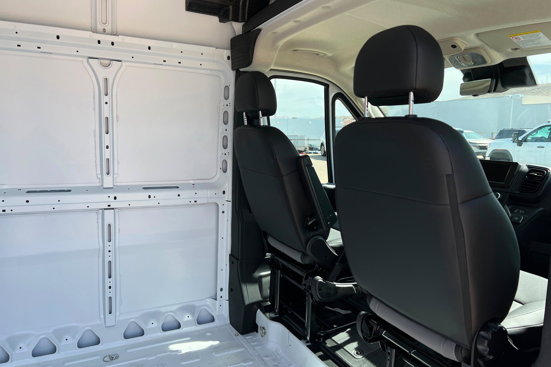 New 2026 Bright White Clear-Coat Exterior Paint RAM Tradesman image 21