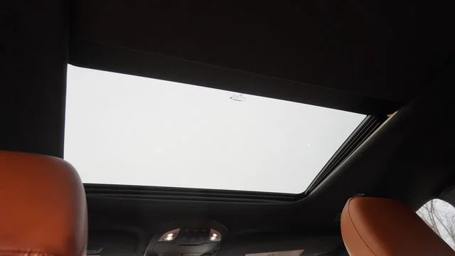 New 2026 Bright White Clear-Coat Exterior Paint Chrysler Pinnacle image 19