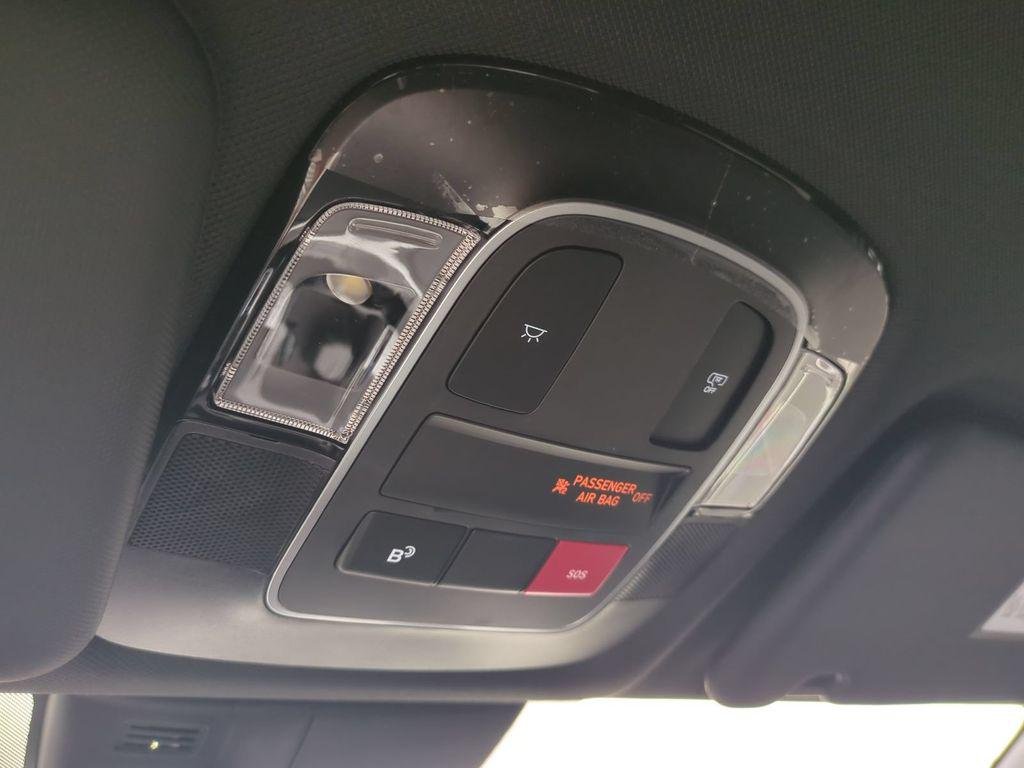 New 2027 Gray Hyundai SE FWD image 23