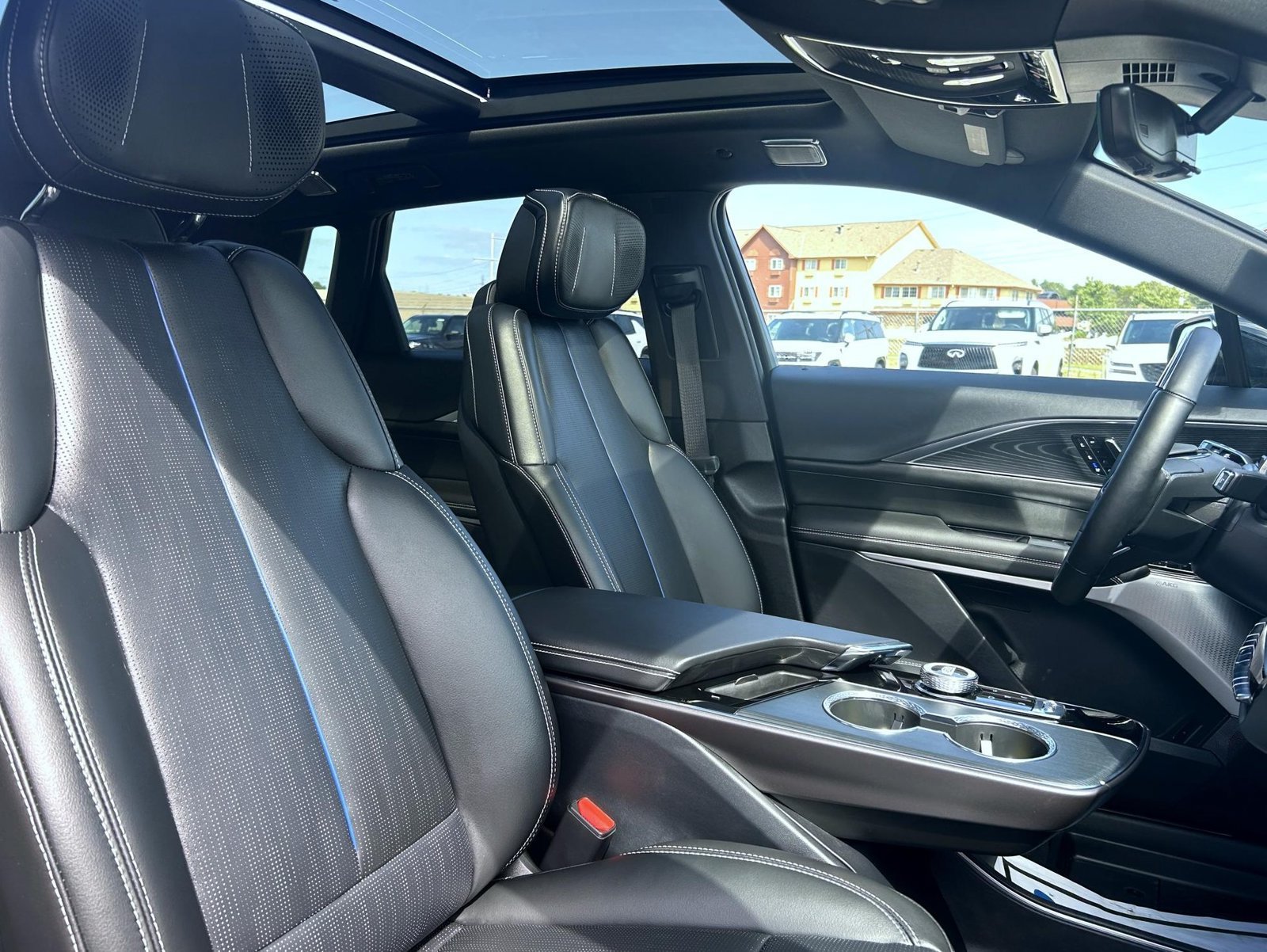 2026 Cadillac LYRIQ Premium Luxury - Photo 19