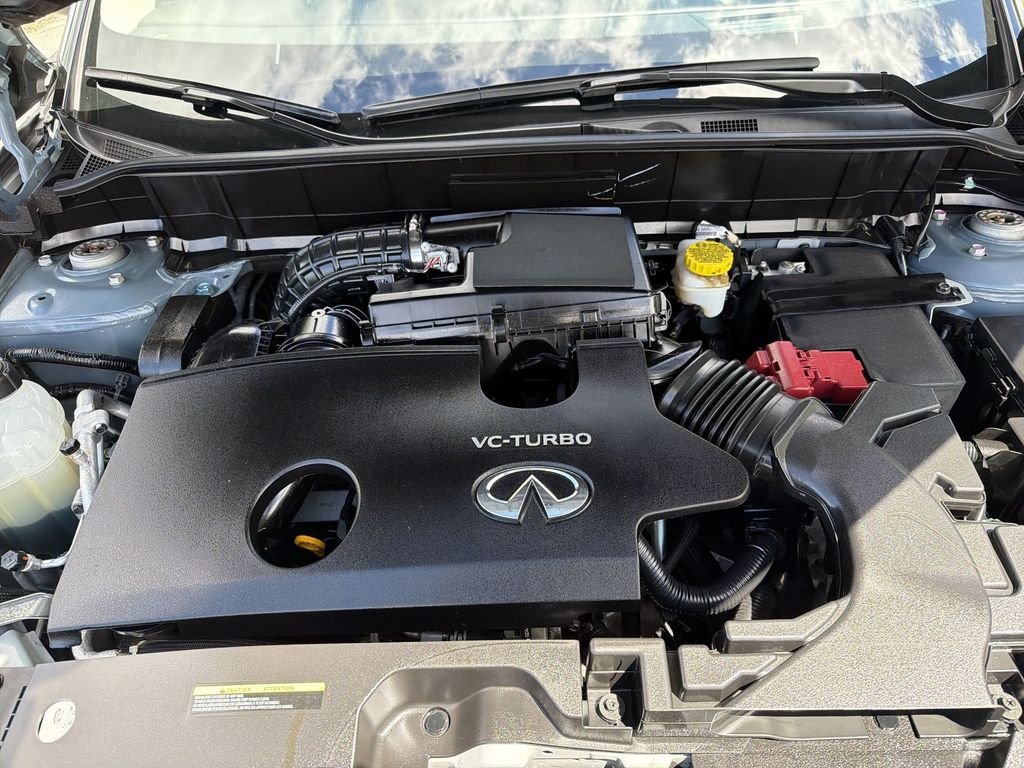 Used 2023 Slate Gray INFINITI Sensory image 18