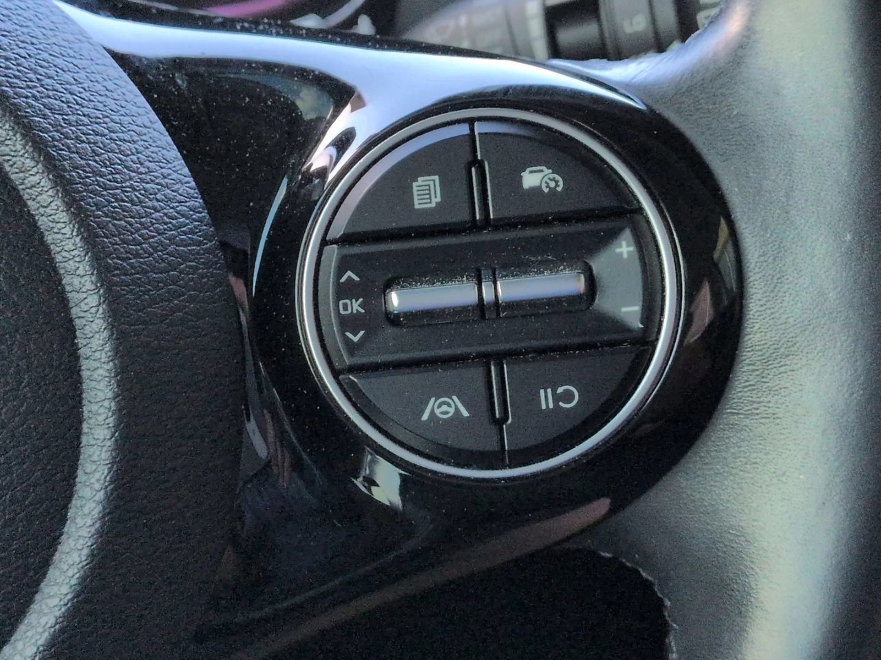 Certified Used 2024 Gravity Gray Kia EX image 30