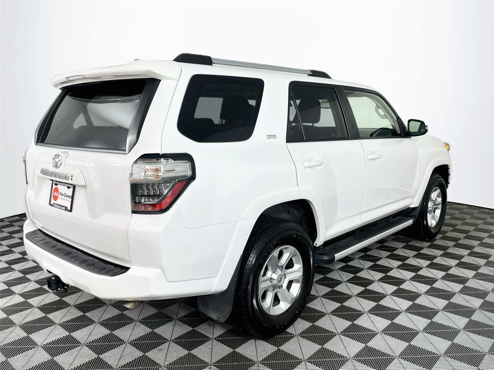 Used 2023 Ice Cap Toyota SR5 Premium image 9