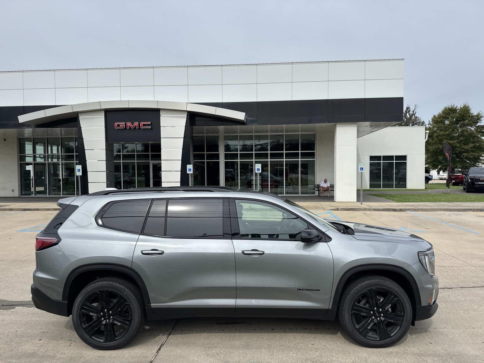 2026 GMC Acadia Elevation FWD's photo