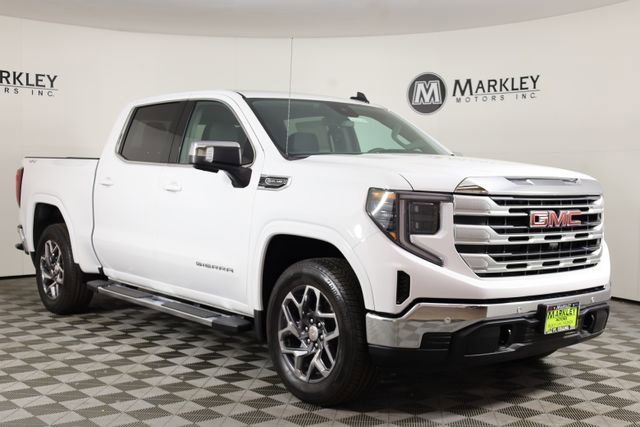 2026 GMC Sierra 4WD Crew Cab Short Box SLE's photo