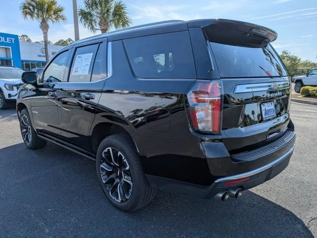Used 2022 Black Chevrolet Premier image 7