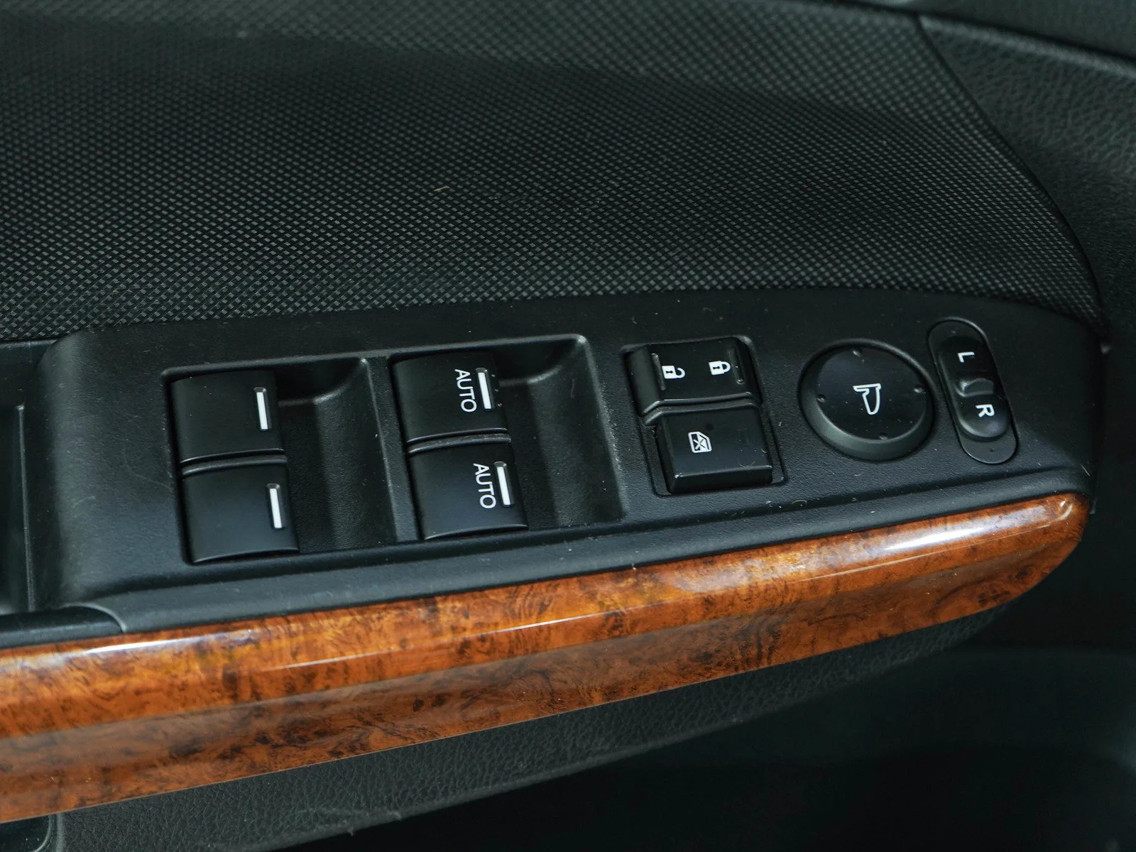 Used 2012 Black Honda EX image 19