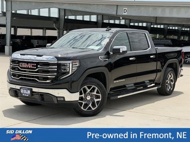 Used 2022 Onyx Black GMC SLT image 1