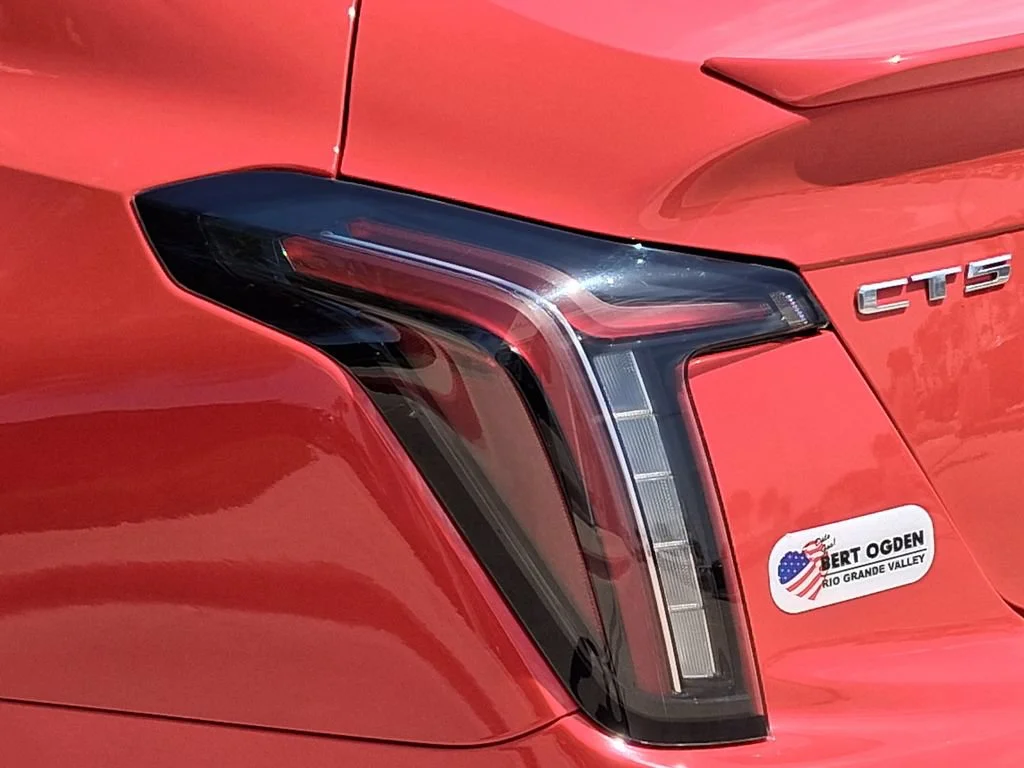 Used 2020 VELOCITY RED Cadillac Sport image 6