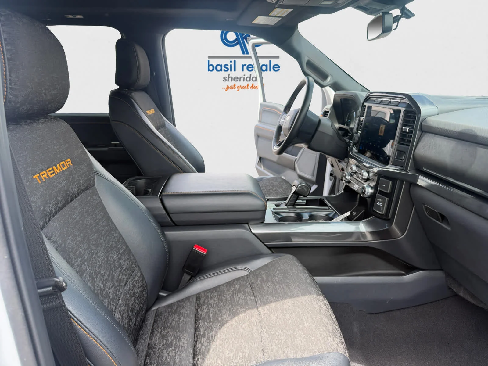 Used 2023 Oxford White Ford Tremor image 21