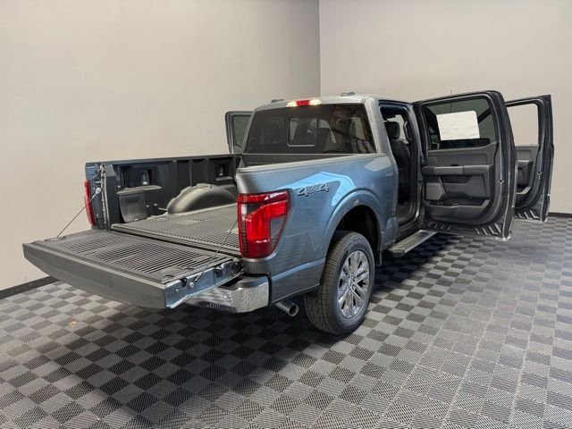 New 2026 Carbonized Gray Metallic Ford XLT image 28