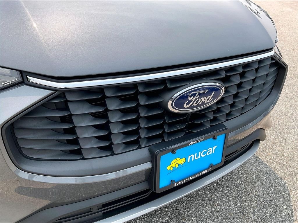 Used 2023 Carbonized Gray Metallic Ford Active image 28