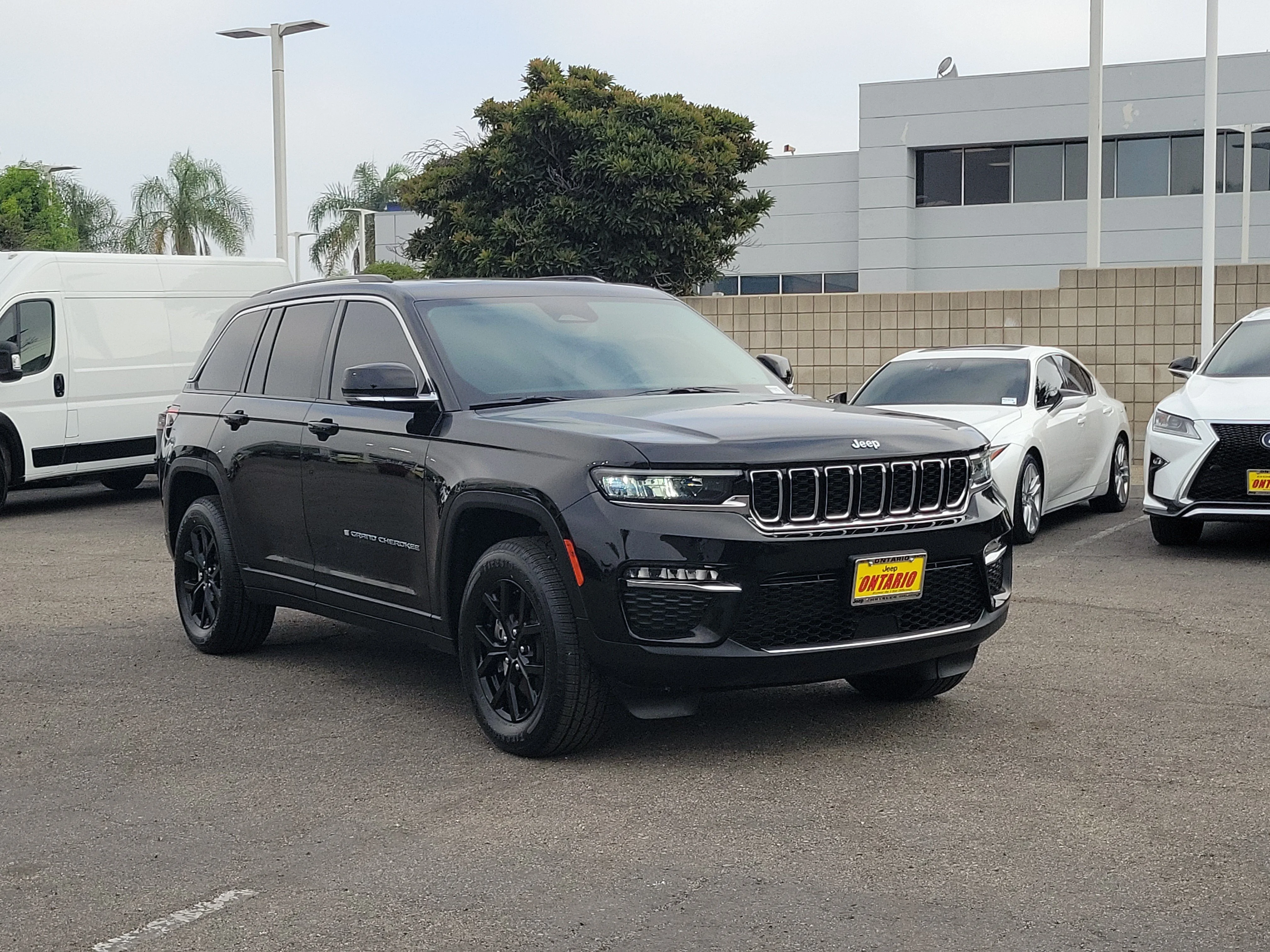 Certified Used 2023 Black Jeep 4xe image 32