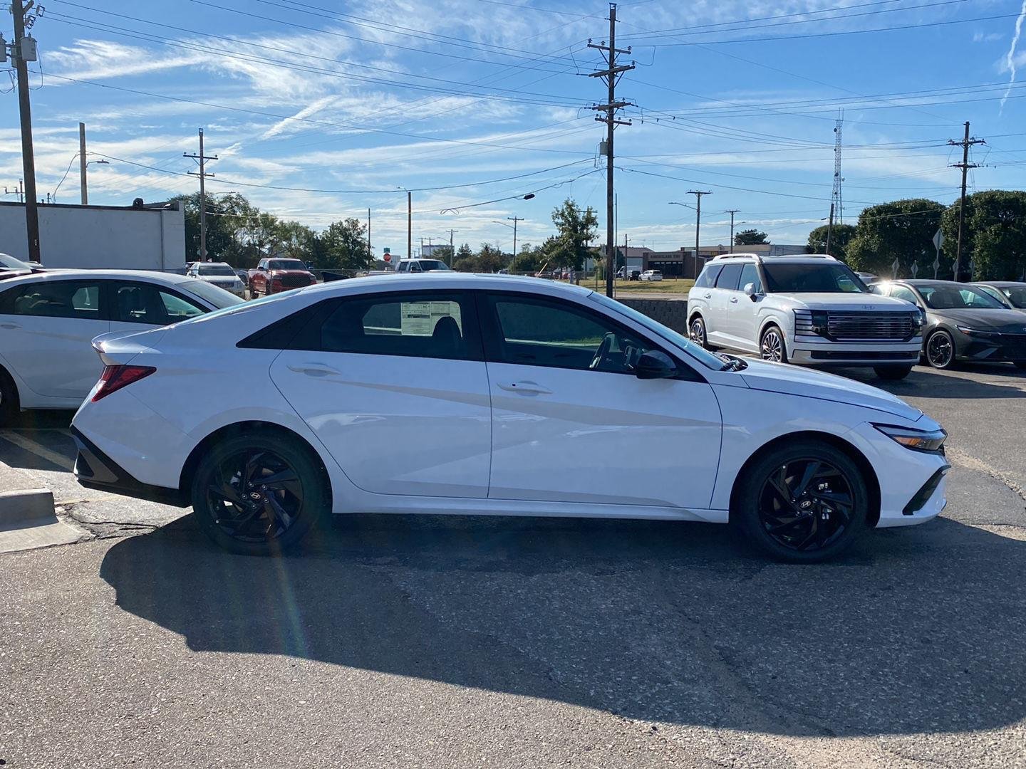 New 2026 Serenity White Hyundai SEL Sport Plus image 6