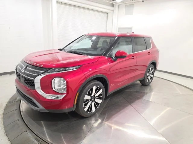 New 2026 Red Diamond Mitsubishi SE S-AWC image 1