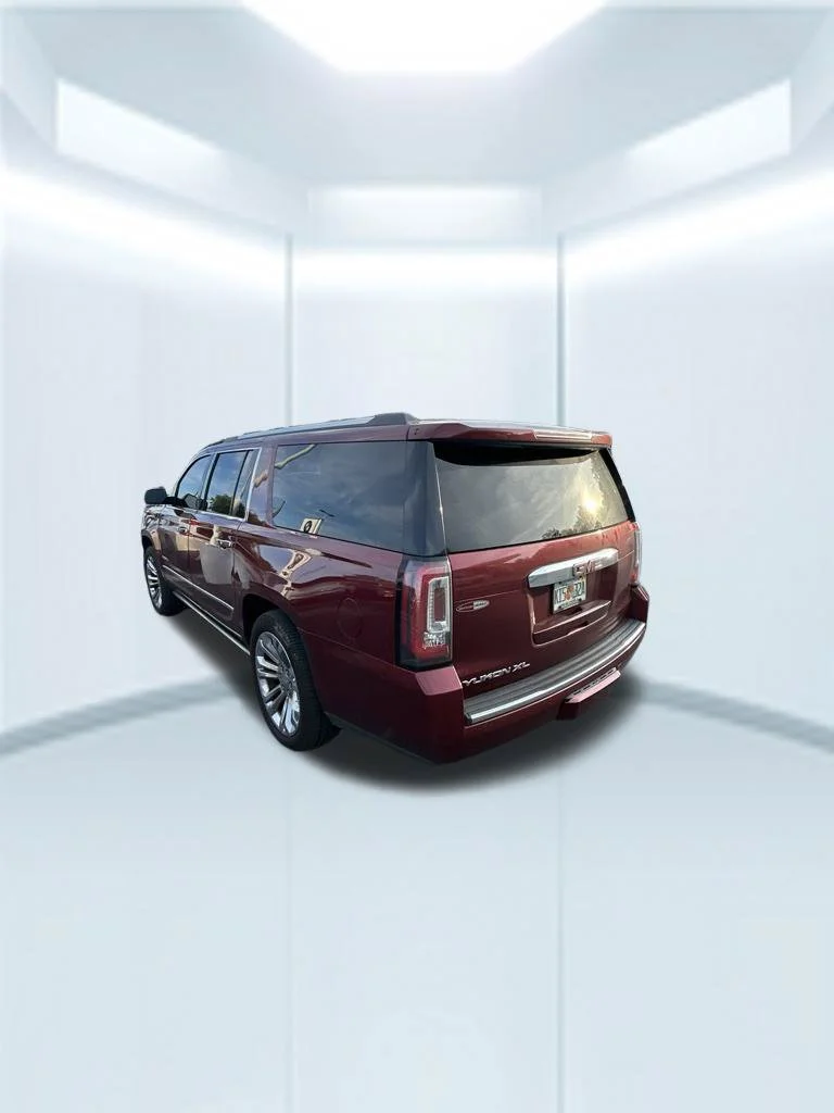 Used 2018 Red GMC Denali image 4