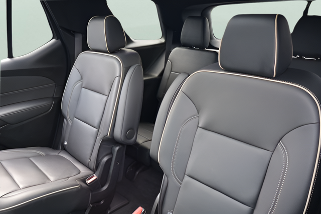 Used 2023 White Chevrolet Premier image 14