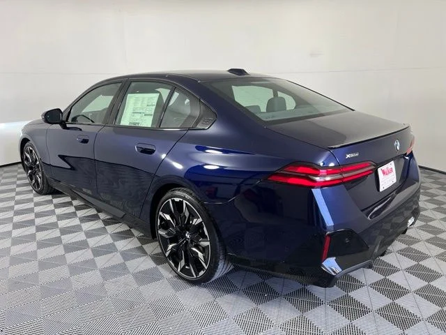 New 2027 Tanzanite Blue II Metallic BMW 540i xDrive image 5