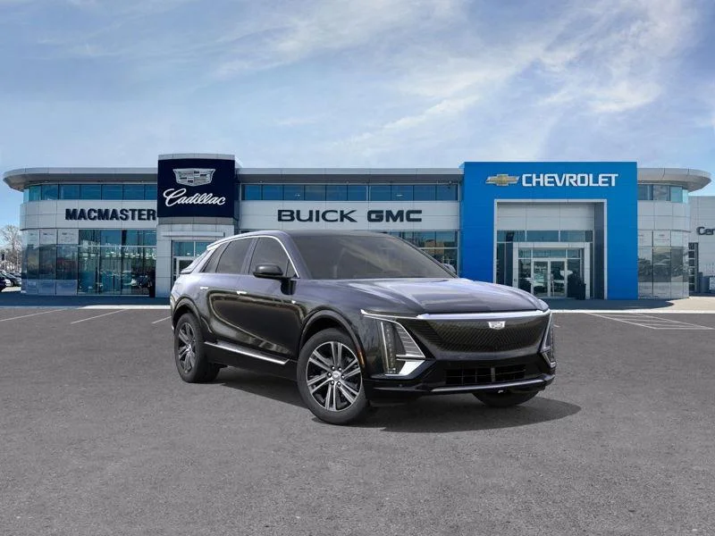 Used 2025  Cadillac Luxury image 1