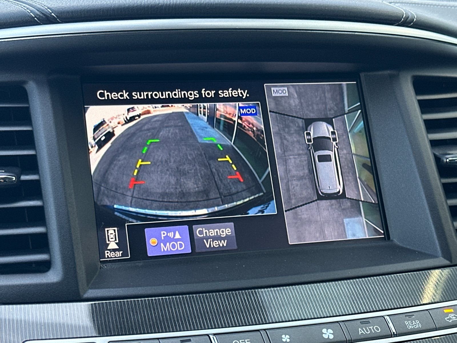 Used 2019 Mocha Almond INFINITI LUXE image 19