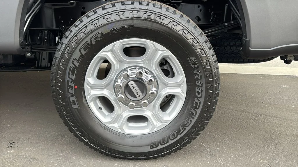 New 2026 Carbonized Gray Metallic Ford F-250® XLT image 9