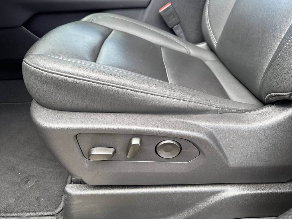 2025 Chevrolet Tahoe LT - Photo 15