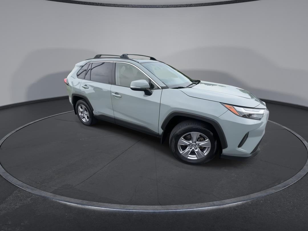 Used 2022 Lunar Rock Toyota XLE image 2