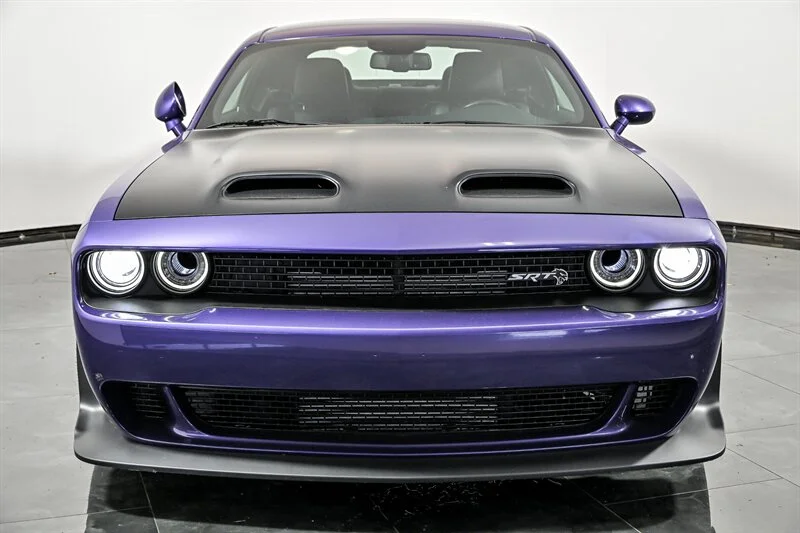 Used 2019 Plum Crazy Pearl Coat Dodge SRT Hellcat Redeye image 4