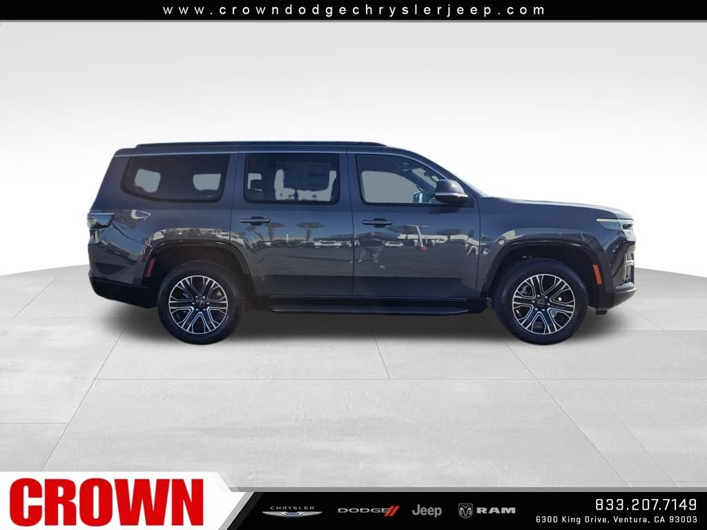 New 2026 Baltic-Gray Metallic Clear-Coat Exterior Paint Jeep  image 4