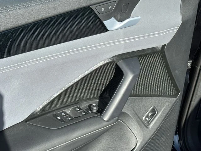 New 2026 Deep Black Pearl Volkswagen 2.0T SE image 40