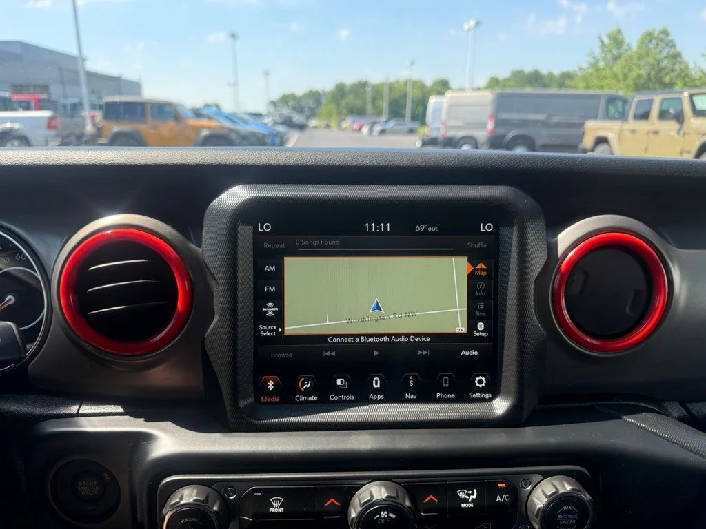 Used 2022 Black Jeep Unlimited Sport S image 23
