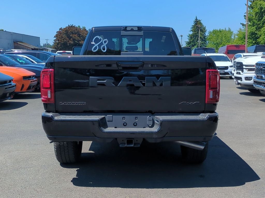 New 2026 Diamond Black Crystal Pearl-Coat Exterior Paint RAM Laramie image 6