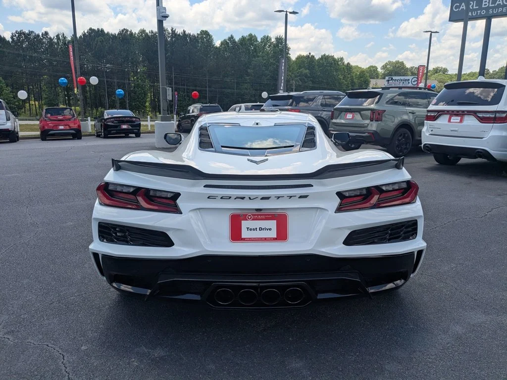 Used 2025 Arctic White Chevrolet 3LZ image 6