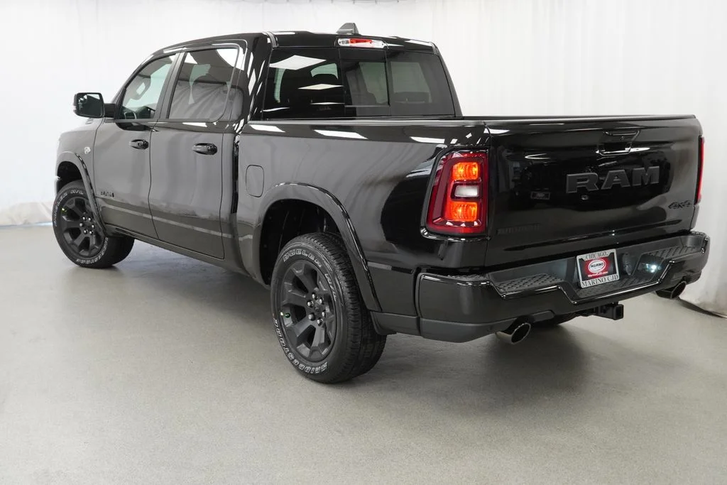 New 2026 Diamond Black Crystal Pearl-Coat Exterior Paint RAM Big Horn/Lone Star image 13