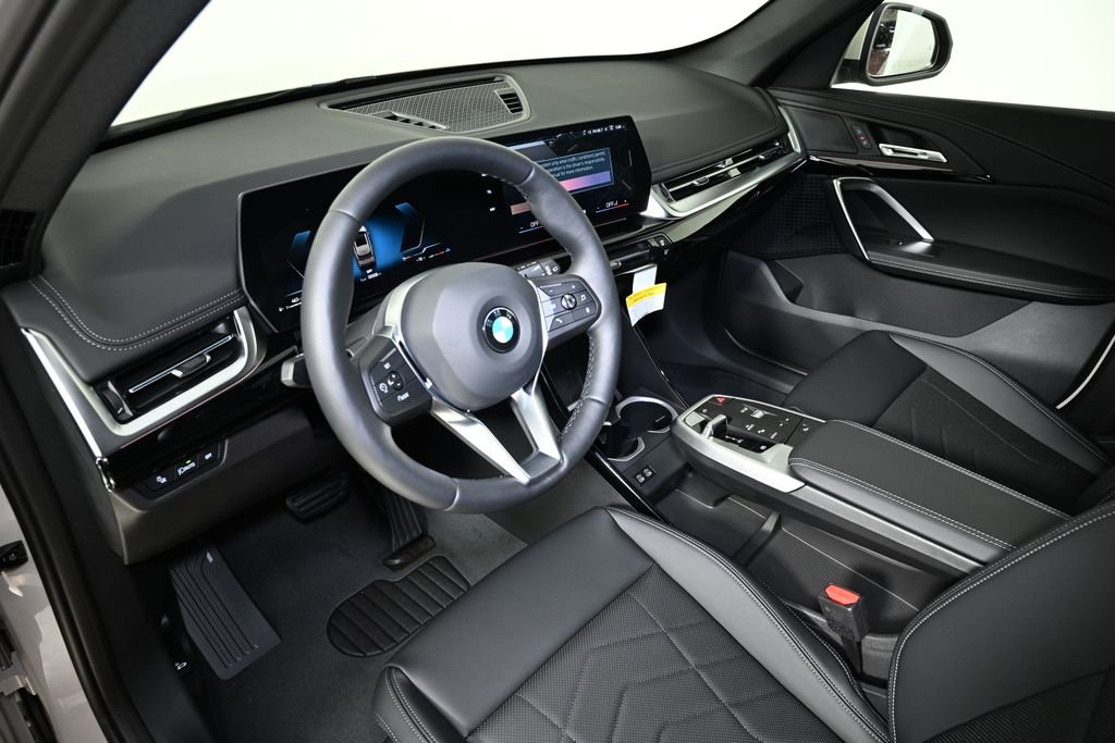 2026 BMW X1 28i - Photo 15