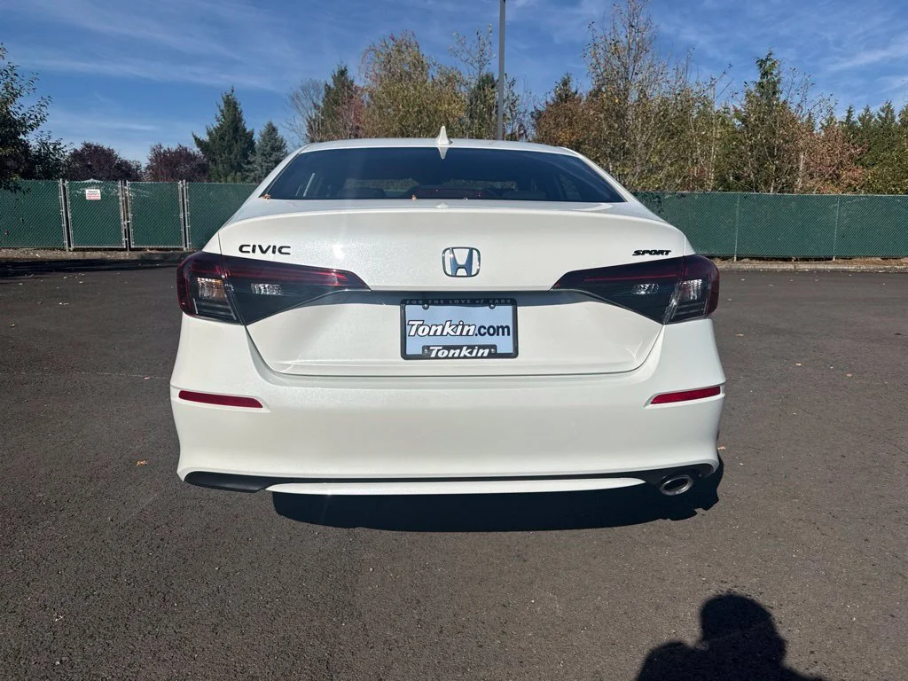 Used 2026  Honda Sport image 6